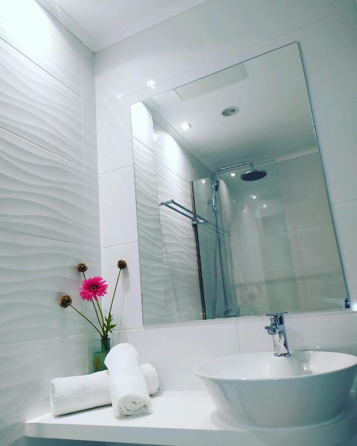 Orion Apartments 말리아 외부 사진