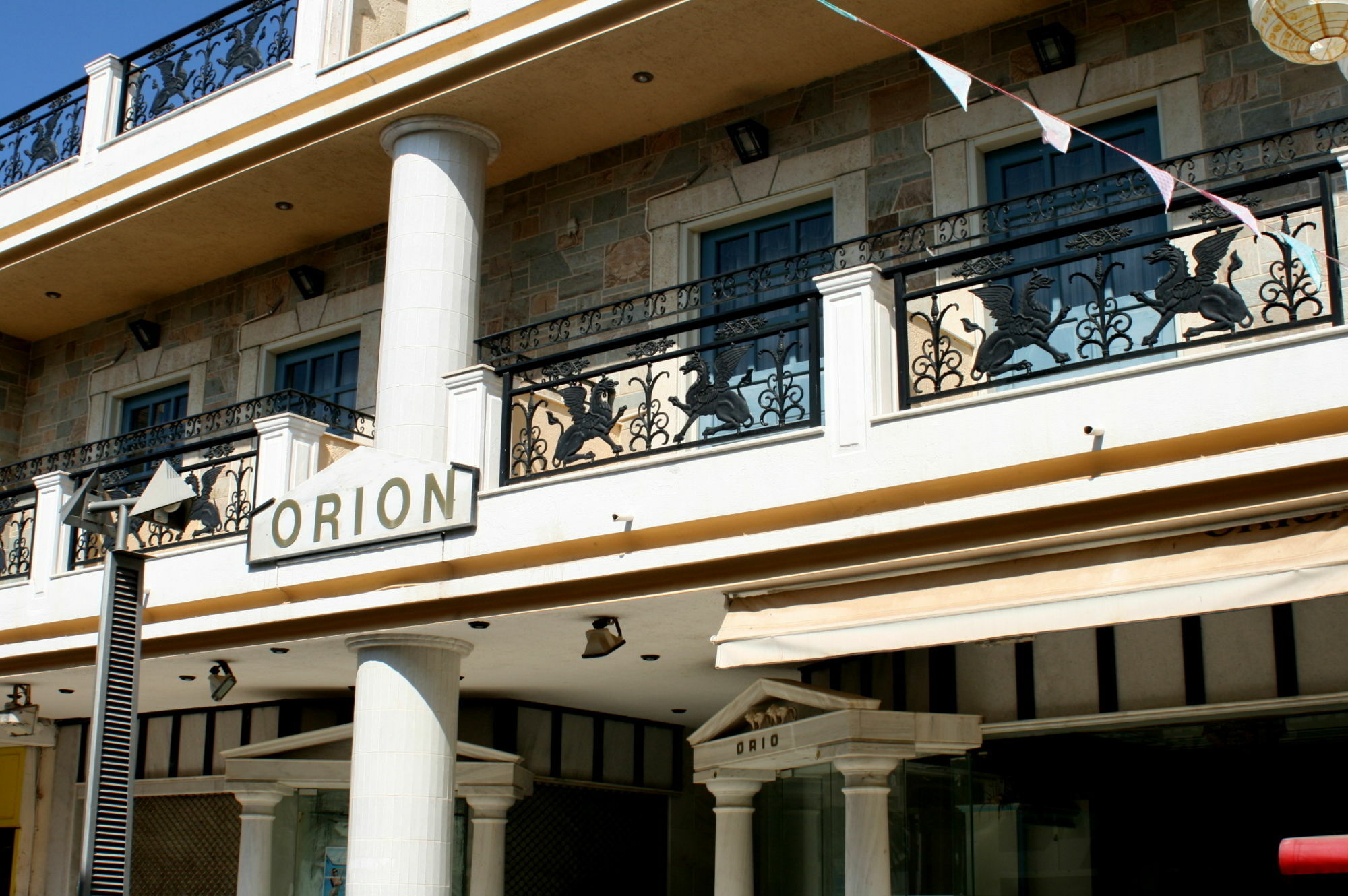 Orion Apartments 말리아 외부 사진